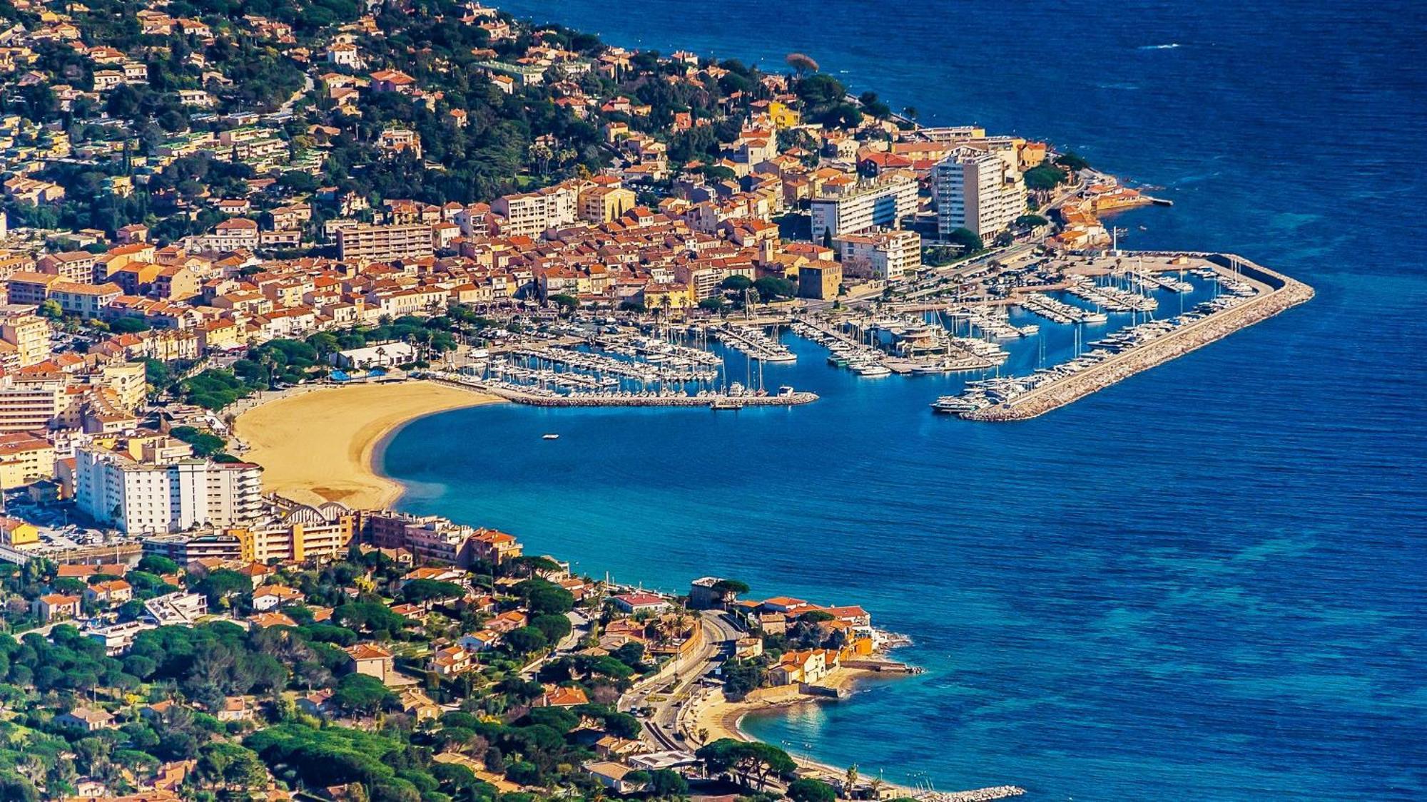 Front De Mer Golfe De Saint-Tropez Sainte-Maxime Exteriör bild