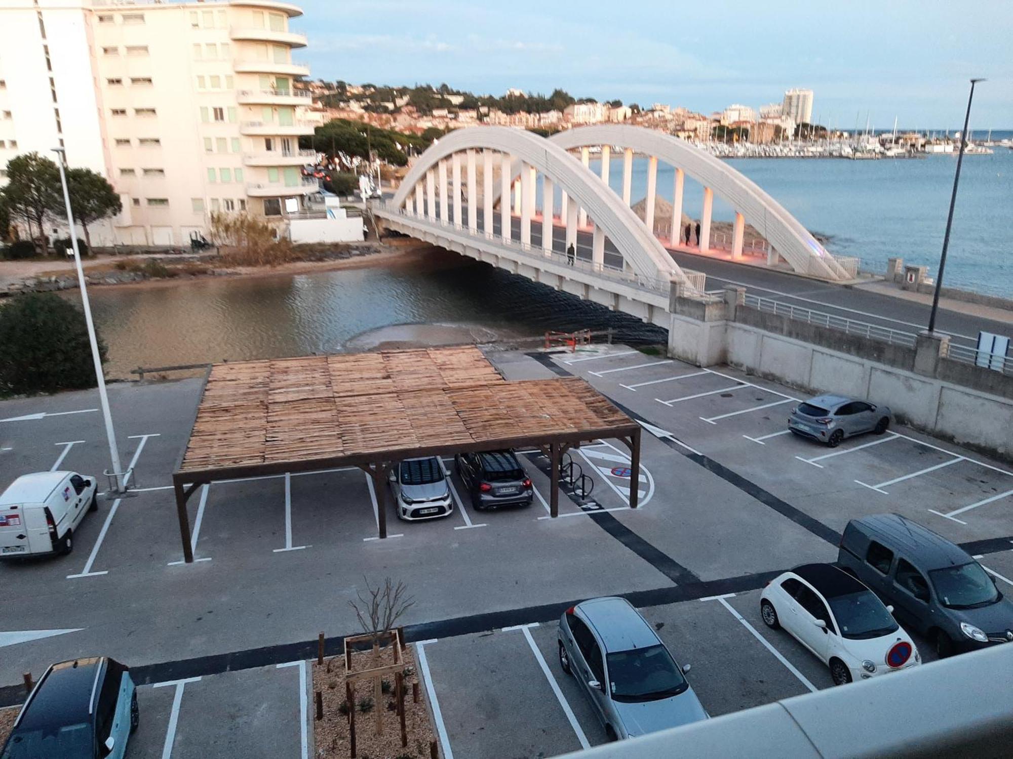 Front De Mer Golfe De Saint-Tropez Sainte-Maxime Exteriör bild